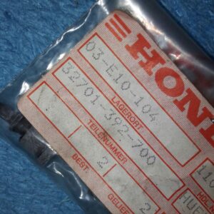 HÜLSE,STOPPER,BRACKET CB750F.1P.